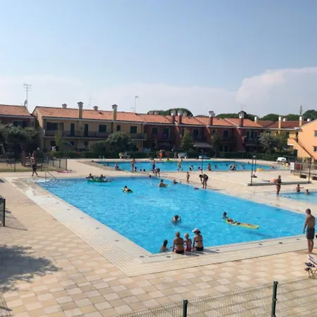 Private Garden And 3 Shared Pools In 4 아파트 *
