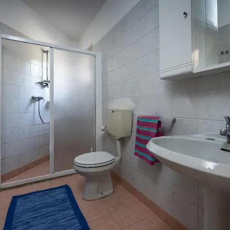 Private Garden And 3 Shared Pools In 4 דירה ביביונה